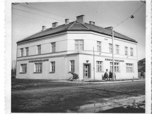 Bank przy Herman Goering Strasse