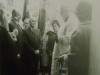 Uroczystości poświęcenia: stoją od lewej Feliks Machajski, Stanisław Górlaczyk, Pelagia Drabek, ks. Dziekan Prboboszcz Parafi Wacław Bogucki